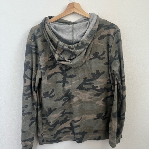 Camo hoodie - Picture 3 of 3